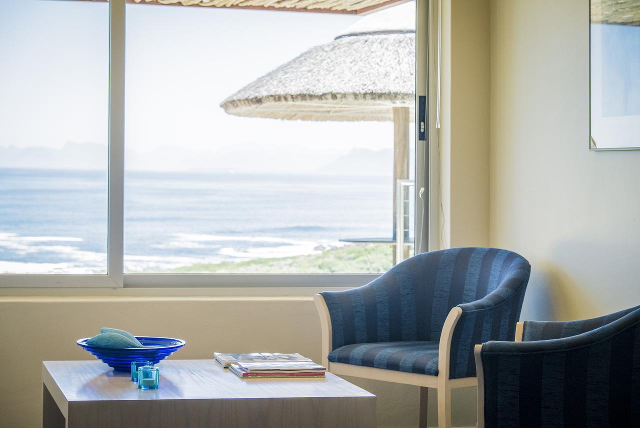 Crayfish Lodge Sea & Country Guest House Gansbaai Quarto foto